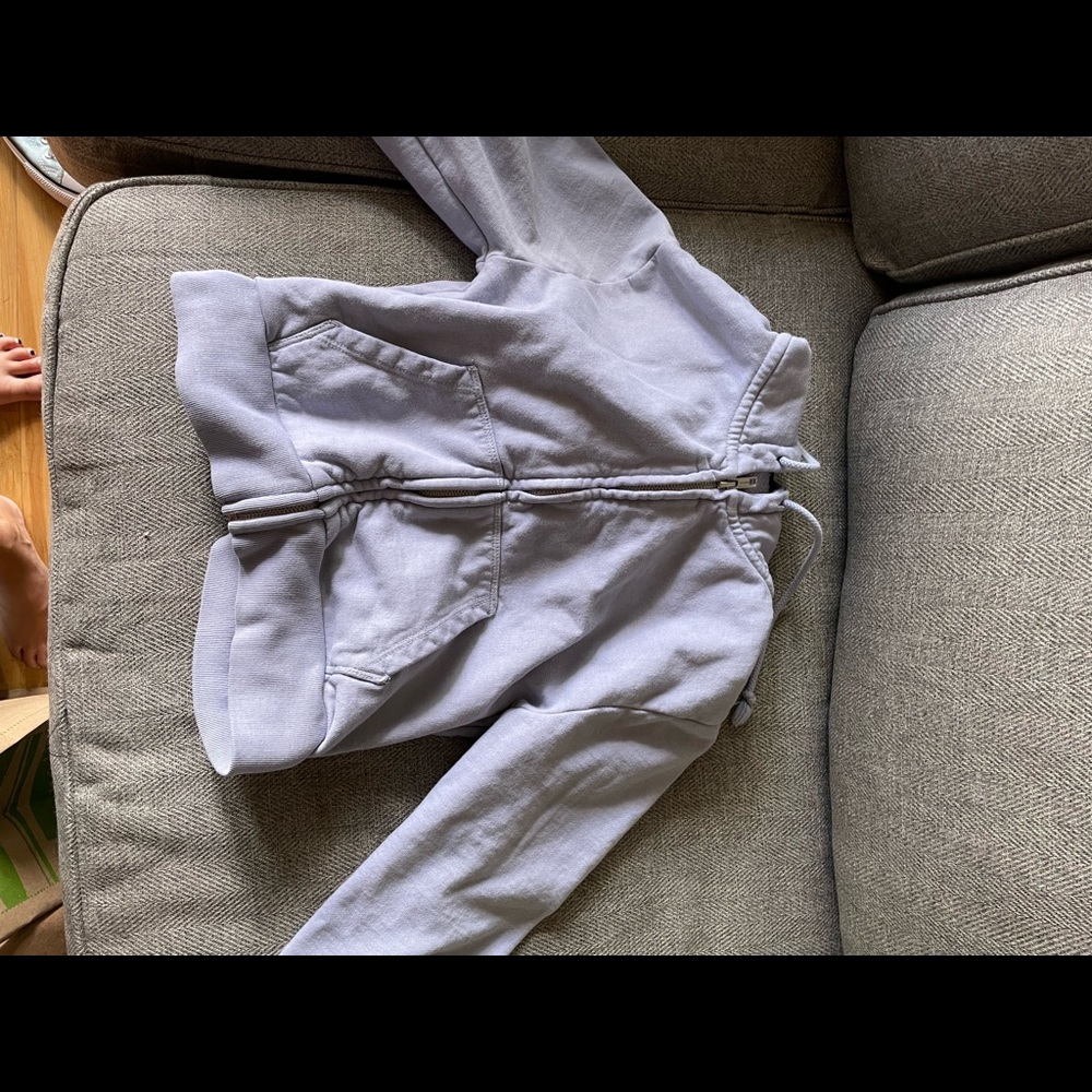 Zip up